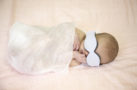 Bionix Medical Technologies - NICU Care Swaddler for Photo therapy